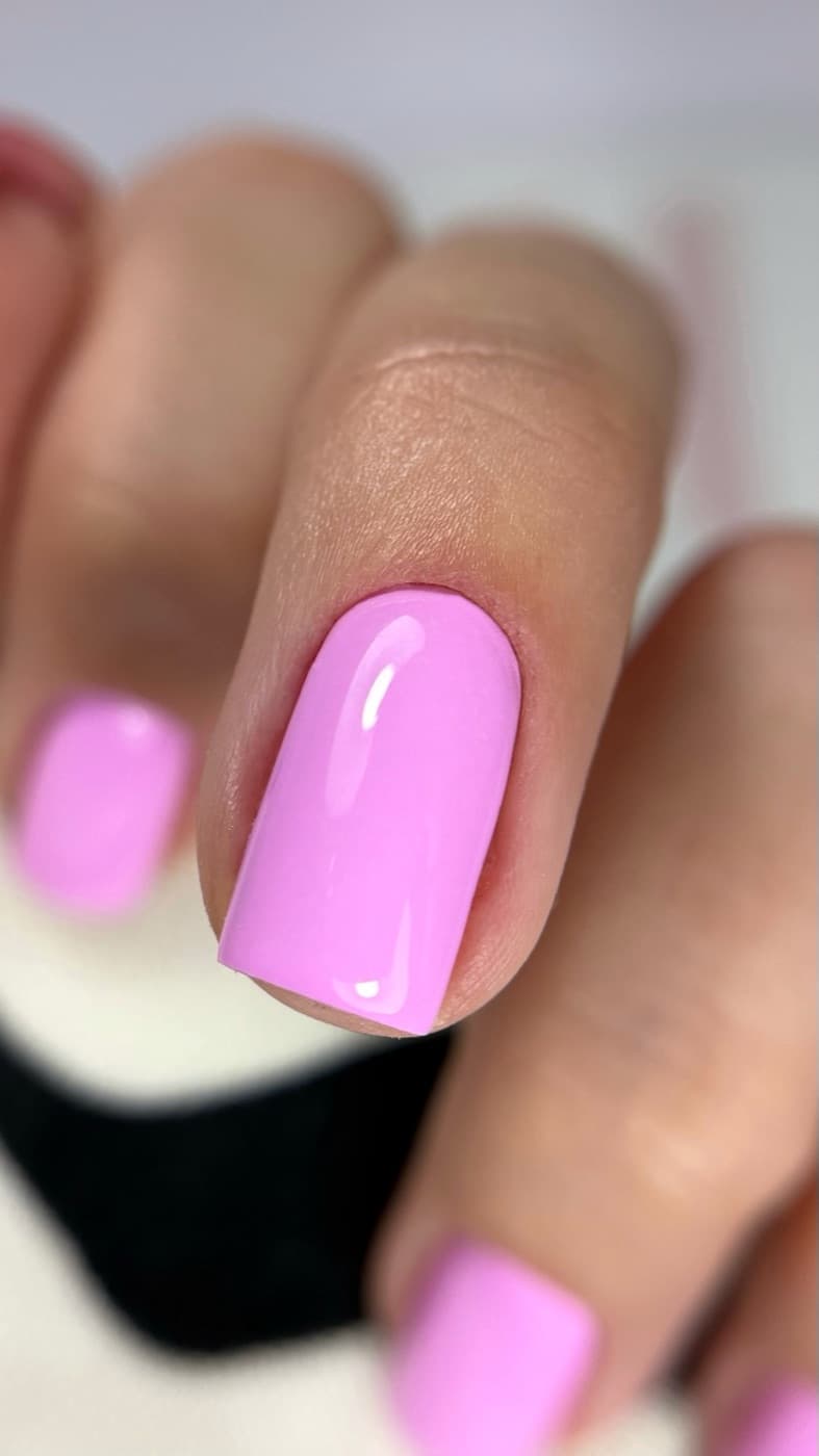 Skjønnhetsbehandling i rosatoner - Beauty Concept by Adrianna Drammen
