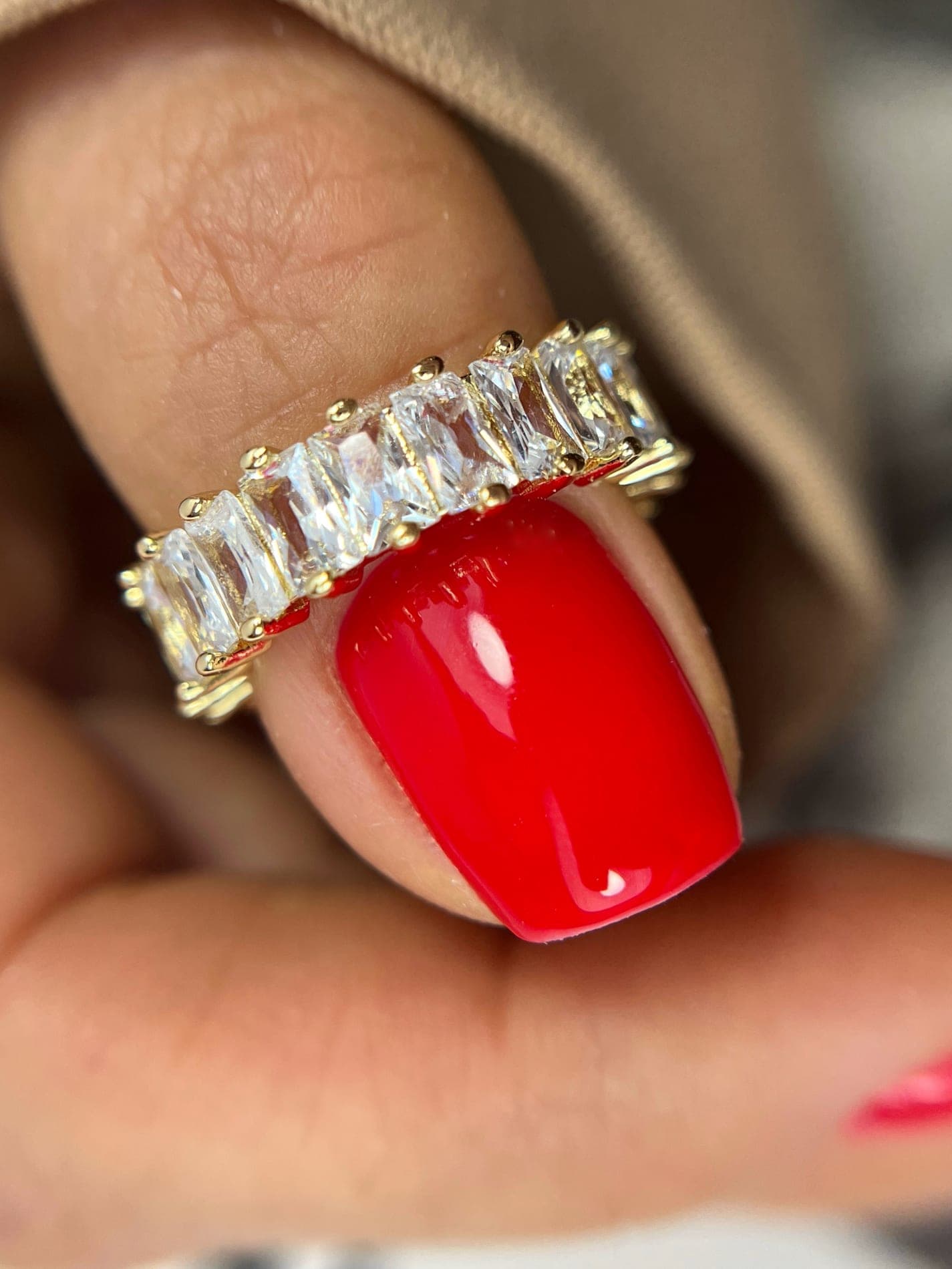 Rød shellac-manikyr - Beauty Concept, Drammen